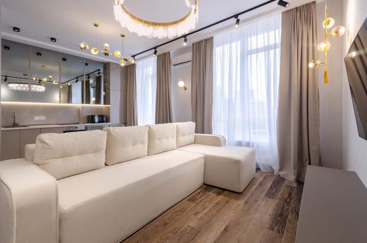 Petrovdom Ж38 In Luxury Apartments At 68 Zhylyanska Street,38 Perlyna Kiev Extérieur photo