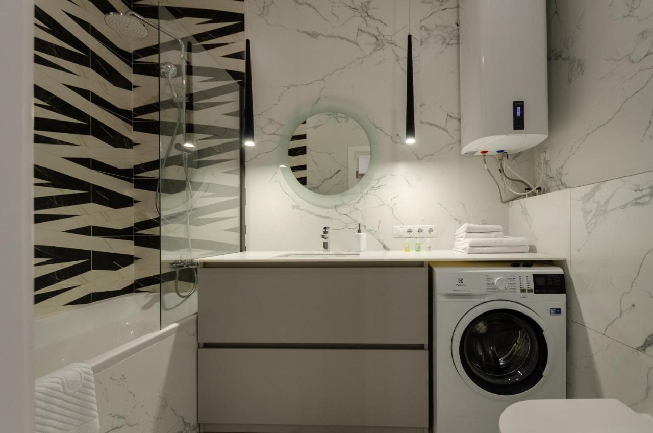Petrovdom Ж38 In Luxury Apartments At 68 Zhylyanska Street,38 Perlyna Kiev Extérieur photo