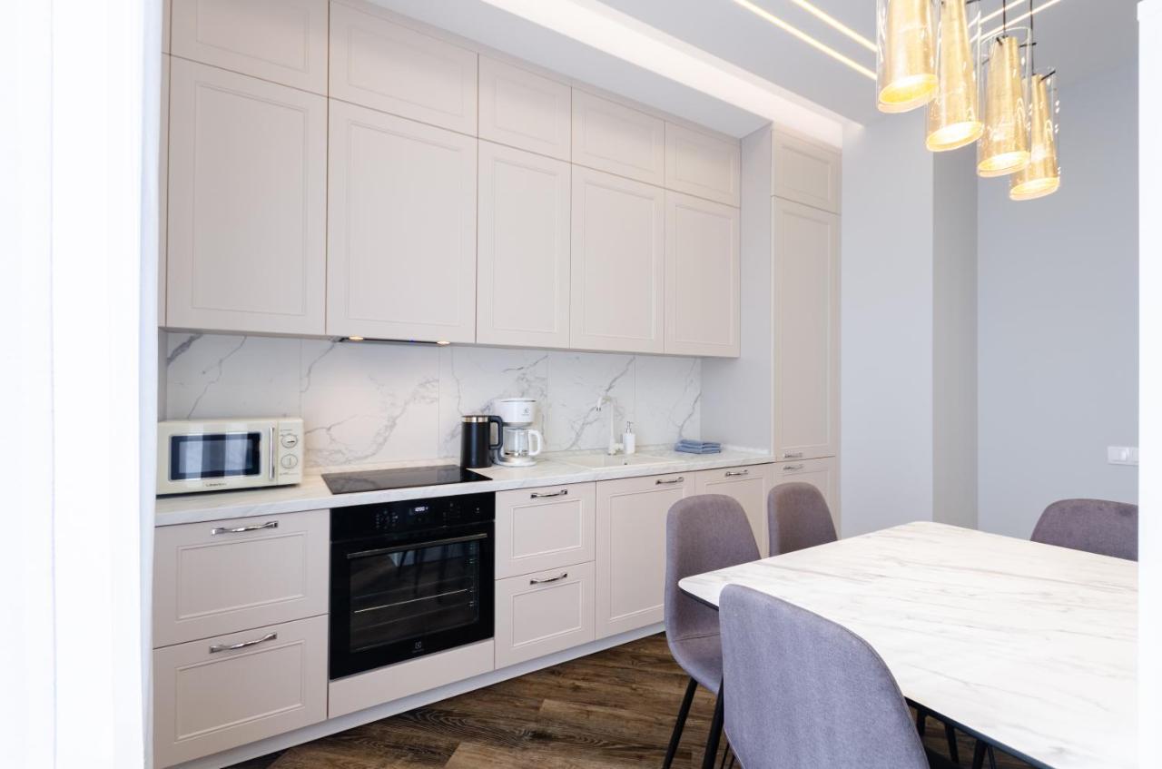 Petrovdom Ж38 In Luxury Apartments At 68 Zhylyanska Street,38 Perlyna Kiev Extérieur photo
